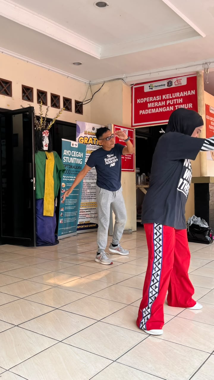 Senam SKJ Kelurahan Pademangan Timur: Membangun Budaya Hidup Sehat, Bugar, dan Produktif Melalui Aktivitas Fisik Bersama 3