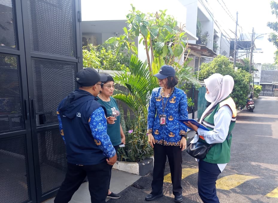 Monitoring dan Evaluasi Gerakan Pemilahan Sampah dari Sumbernya di RW 011 Perkuat Budaya Pengelolaan Sampah Berkelanjutan 3