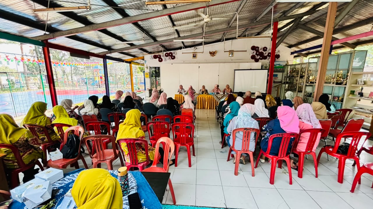 Kegiatan Pertemuan Rutin Bulanan TP PKK Kelurahan Pademangan Barat 3
