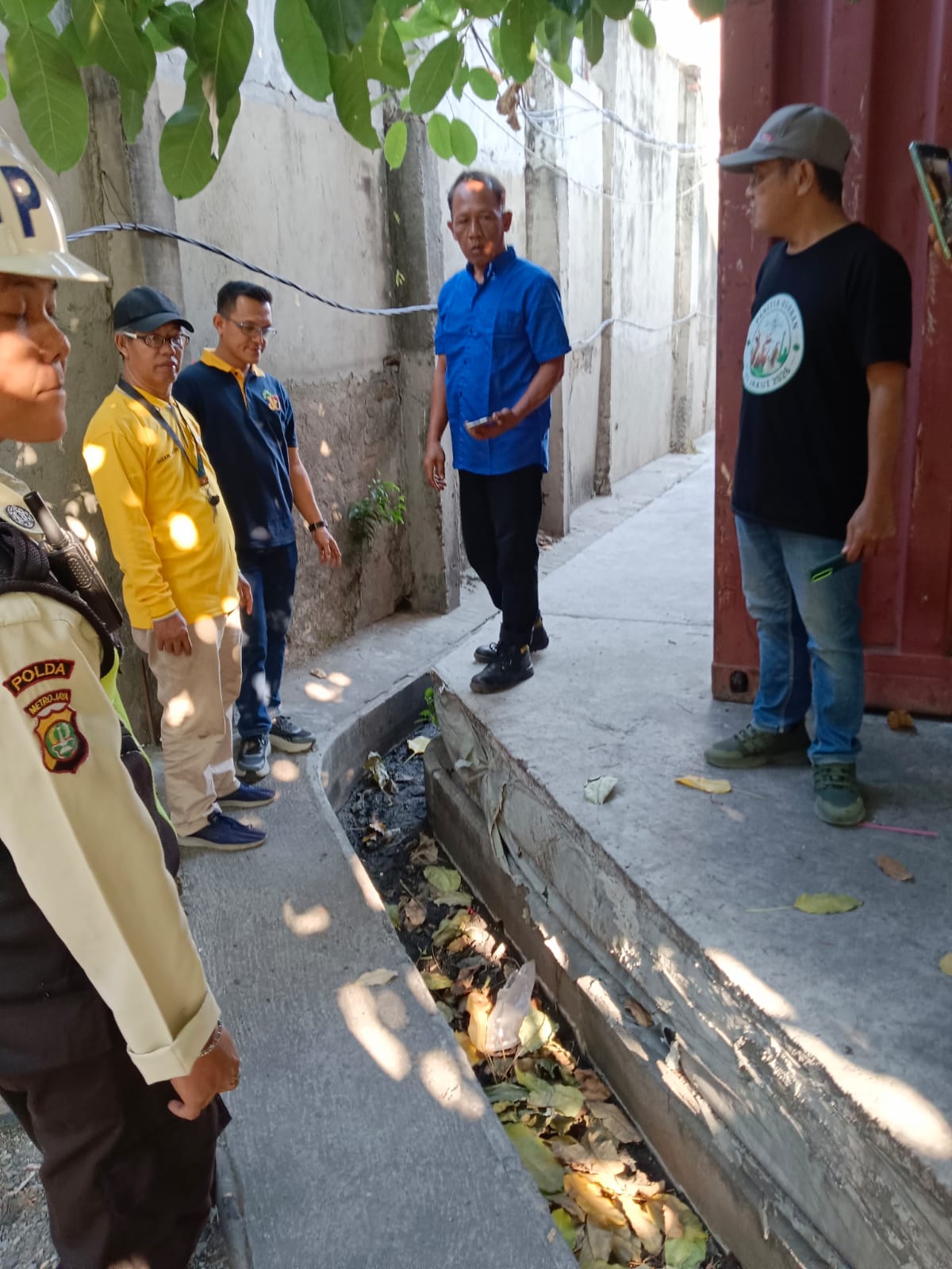 Monitoring Kerja Bakti dan Sosialisasi Pemilahan Sampah di RW.08 Kelurahan Tanjung Priok 1