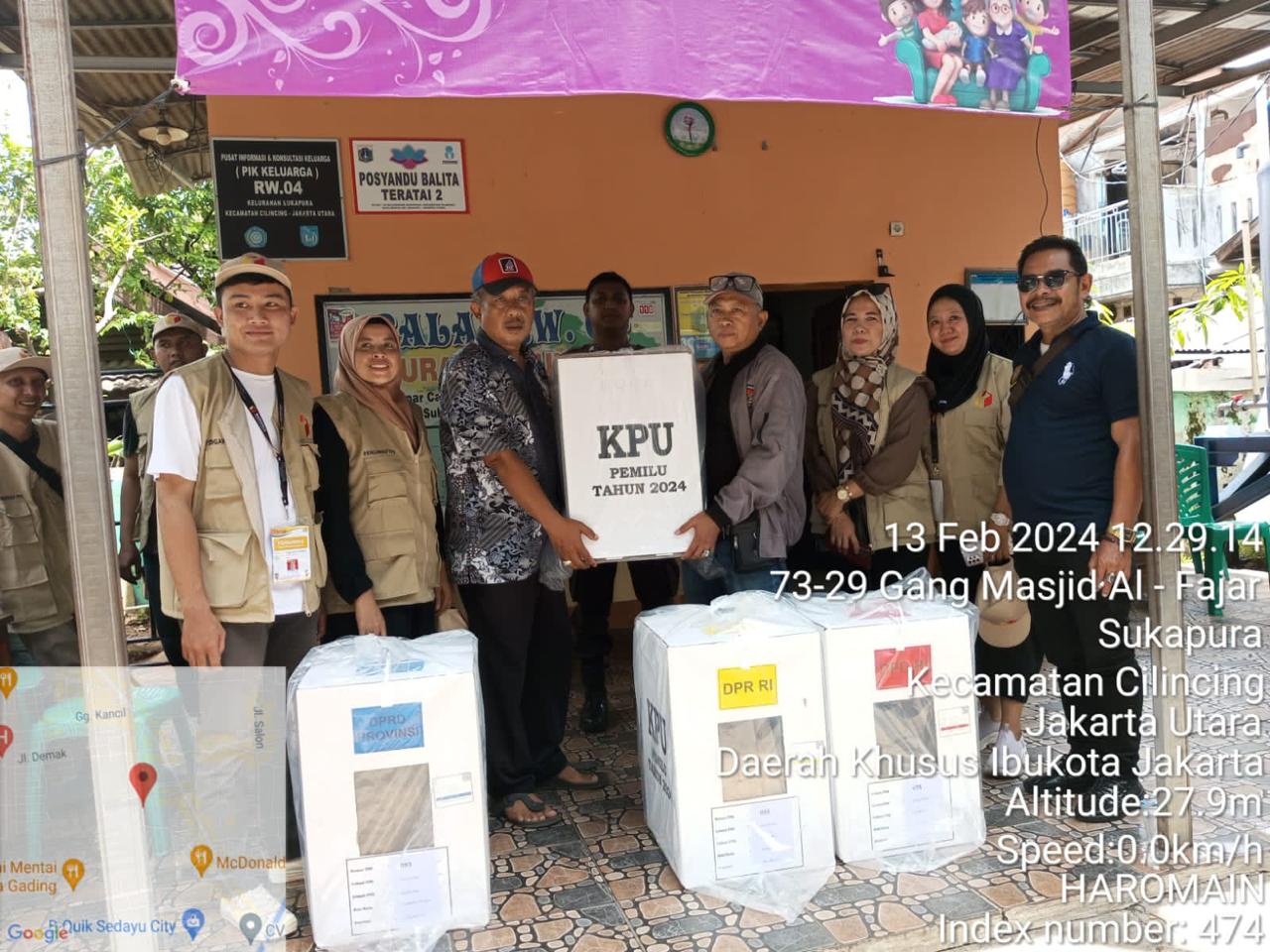 KPU Jakut Distribusikan Logistik Pemilu 2024